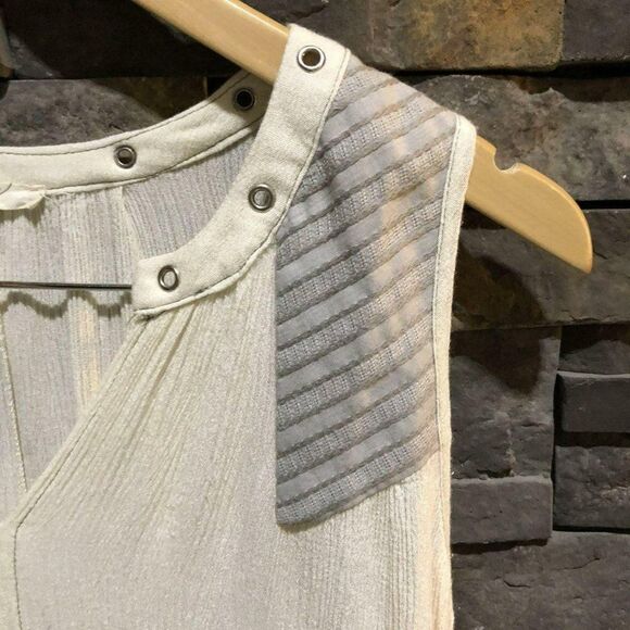 Mystree Ivory And Gray Tank Women’s Size Small - Picture 4 of 4